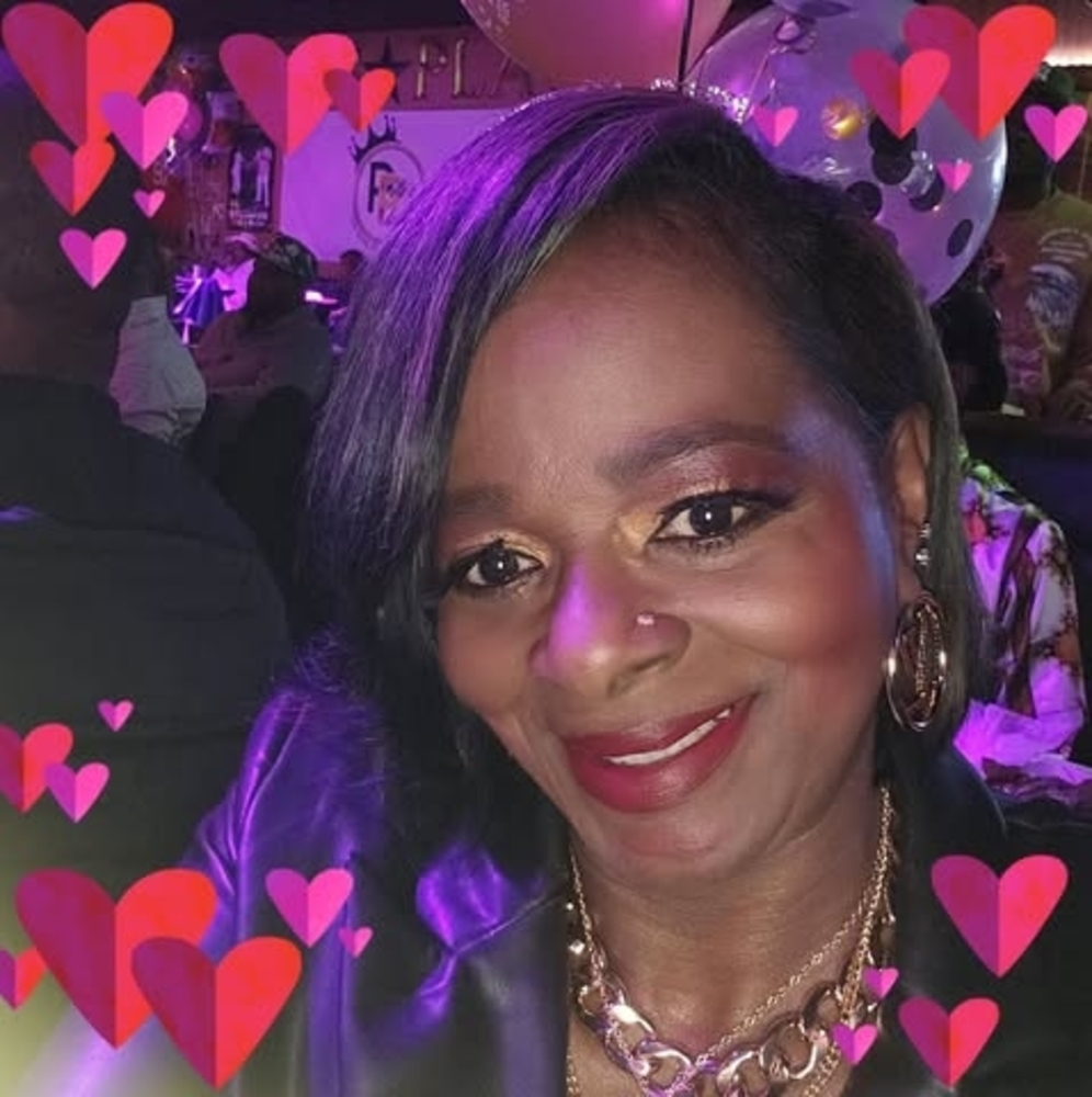 Meet your Posher, Connie